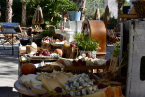 Mesa Temática De Quesos Auroch Catering